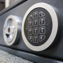 Trezor na 3 zbraně s elektronickým zámkem, HORIZONTAL GUNCAB PT 175/1600/510 ELK 7016