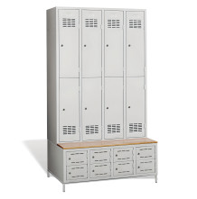 8+8dv. šatní skříň s krátkými dveřmi, zabud. lavicí a skříňkami na obuv, COMFORT H 4/8