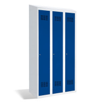 3dveřová šatní skříň s přepážkou a vestavěnou šikmou stříškou, LOCKER H 3 BWM TOP SHELF